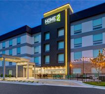 Home2 Suites Traverse City Exterior
