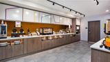 Home2 Suites Traverse City Restaurant