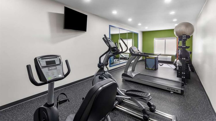 Spark by Hilton Pearland Health