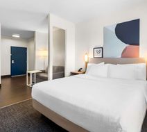 Spark by Hilton Pearland Room