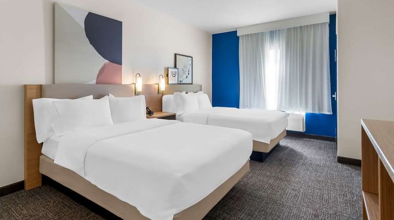 <b>Spark by Hilton Pearland Room</b>. Images powered by <a href="https://iceportal.shijigroup.com/" title="IcePortal" target="_blank">IcePortal</a>.