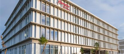 Hampton Merignac Exterior