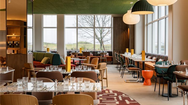 <b>Hampton Merignac Restaurant</b>. Images powered by <a href="https://iceportal.shijigroup.com/" title="IcePortal" target="_blank">IcePortal</a>.