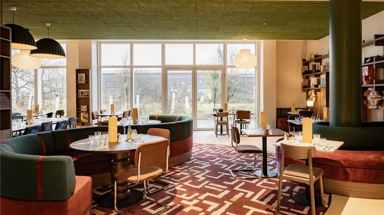 <b>Hampton Merignac Restaurant</b>. Images powered by <a href="https://iceportal.shijigroup.com/" title="IcePortal" target="_blank">IcePortal</a>.