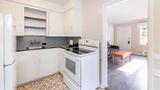 <b>2400 Motel Suite</b>. Images powered by <a href="https://iceportal.shijigroup.com/" title="IcePortal" target="_blank">IcePortal</a>.
