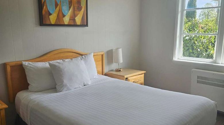 <b>2400 Motel Room</b>. Images powered by <a href=https://www.travelagewest.com/Hotels/Vancouver/