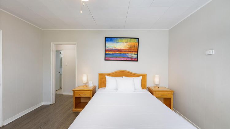 2400 Motel Room