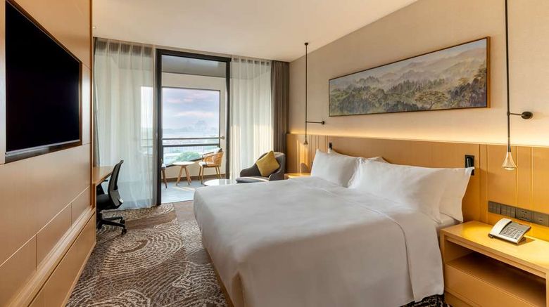 <b>DoubleTree by Hilton Vientiane Room</b>. Images powered by <a href="https://iceportal.shijigroup.com/" title="IcePortal" target="_blank">IcePortal</a>.