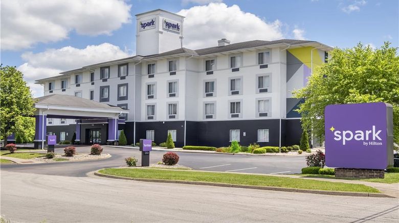 <b>Spark by Hilton Louisville South Exterior</b>. Images powered by <a href="https://iceportal.shijigroup.com/" title="IcePortal" target="_blank">IcePortal</a>.