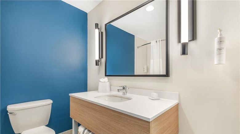 <b>Spark by Hilton Louisville South Room</b>. Images powered by <a href="https://iceportal.shijigroup.com/" title="IcePortal" target="_blank">IcePortal</a>.