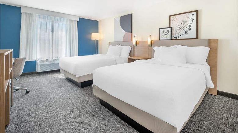 <b>Spark by Hilton Louisville South Room</b>. Images powered by <a href="https://iceportal.shijigroup.com/" title="IcePortal" target="_blank">IcePortal</a>.