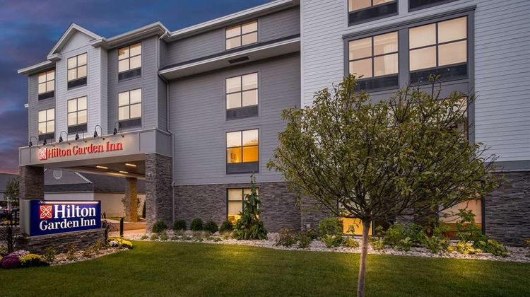 Hilton Garden Inn North Conway Exterior