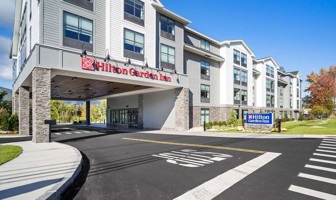 Hilton Garden Inn North Conway Exterior