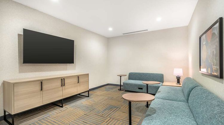 Home2 Suites Reynoldsburg Columbus East Lobby