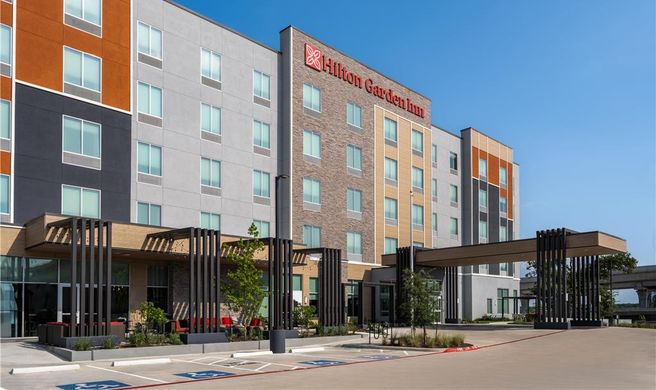 Hilton Garden Inn Austin Central Exterior