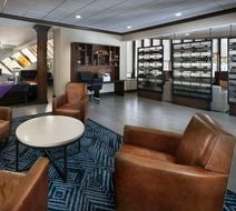 DoubleTree by Hilton Manhattan Lobby