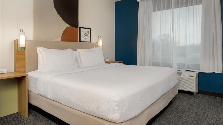 <b>Spark by Hilton Rahway Room</b>. Images powered by <a href="https://iceportal.shijigroup.com/" title="IcePortal" target="_blank">IcePortal</a>.
