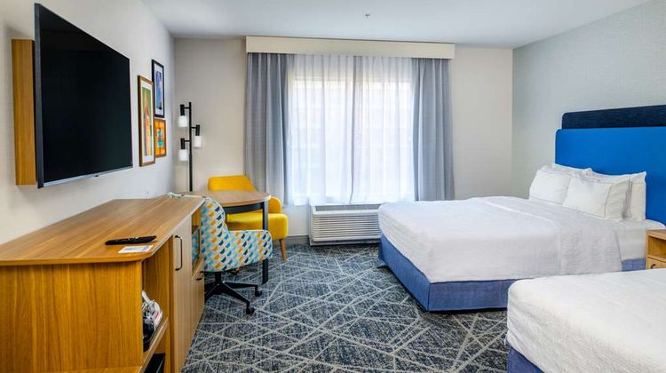 Hampton Inn by Hilton St Louis Airport Room