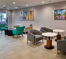 Hampton Inn by Hilton St Louis Airport Lobby
