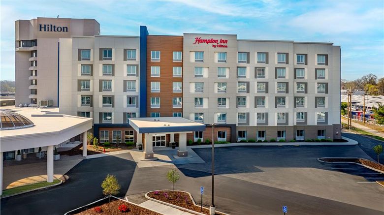 Hampton Inn by Hilton St Louis Airport Exterior. Images powered by <a href="https://iceportal.shijigroup.com" target="_blank" rel="noopener">Ice Portal</a>.