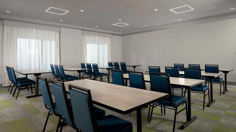 <b>Spark by Hilton Bush Intl Airport Meeting</b>. Images powered by <a href="https://iceportal.shijigroup.com/" title="IcePortal" target="_blank">IcePortal</a>.