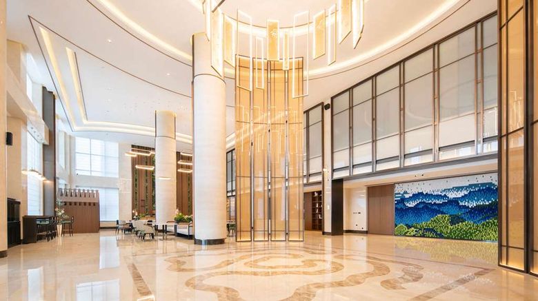 <b>Hilton Garden Inn Handan She County Lobby</b>. Images powered by <a href="https://iceportal.shijigroup.com/" title="IcePortal" target="_blank">IcePortal</a>.