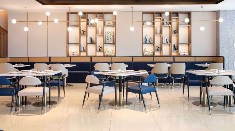<b>Hilton Garden Inn Handan She County Restaurant</b>. Images powered by <a href="https://iceportal.shijigroup.com/" title="IcePortal" target="_blank">IcePortal</a>.