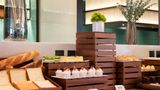 <b>Hilton Garden Inn Handan She County Restaurant</b>. Images powered by <a href="https://iceportal.shijigroup.com/" title="IcePortal" target="_blank">IcePortal</a>.