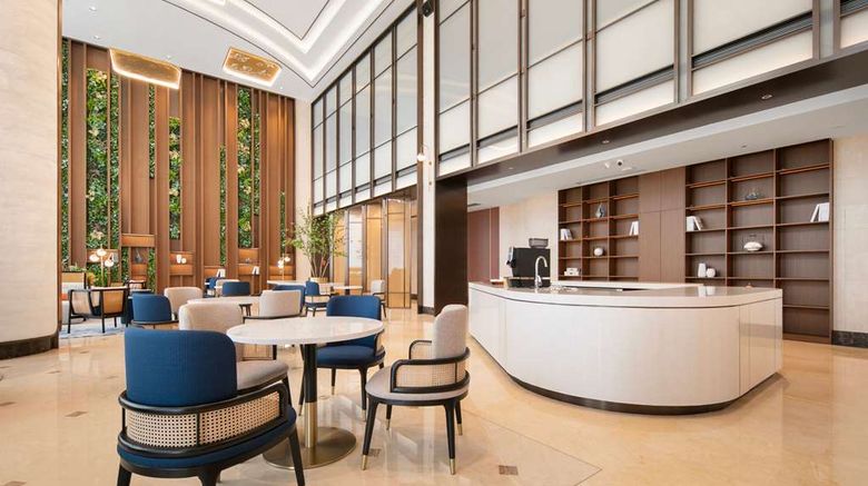 <b>Hilton Garden Inn Handan She County Lobby</b>. Images powered by <a href="https://iceportal.shijigroup.com/" title="IcePortal" target="_blank">IcePortal</a>.