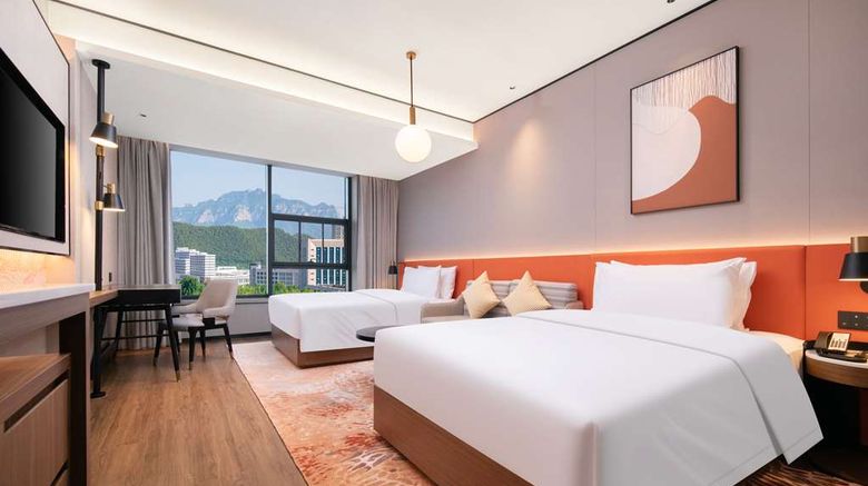 <b>Hilton Garden Inn Handan She County Room</b>. Images powered by <a href="https://iceportal.shijigroup.com/" title="IcePortal" target="_blank">IcePortal</a>.