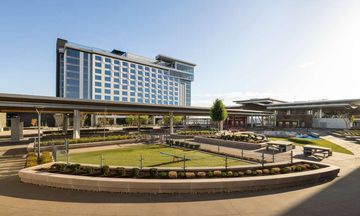Hilton BNA Nashville Airport Terminal