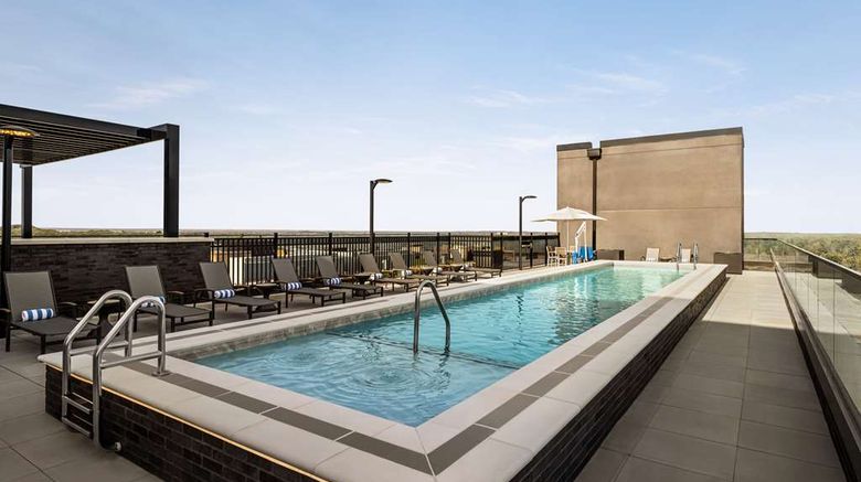 <b>Hilton BNA Nashville Airport Terminal Pool</b>. Images powered by <a href="https://iceportal.shijigroup.com/" title="IcePortal" target="_blank">IcePortal</a>.
