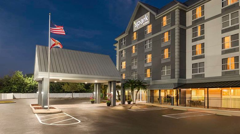 <b>Spark by Hilton Orlando Universal Blvd Exterior</b>. Images powered by <a href="https://iceportal.shijigroup.com/" title="IcePortal" target="_blank">IcePortal</a>.