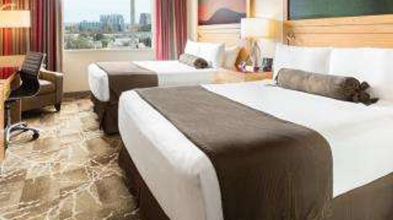 <b>River Rock Casino Resort Room</b>. Images powered by <a href="https://iceportal.shijigroup.com/" title="IcePortal" target="_blank">IcePortal</a>.