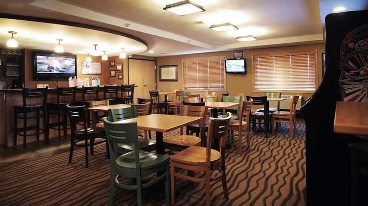 AmericInn by Wyndham Grimes Restaurant