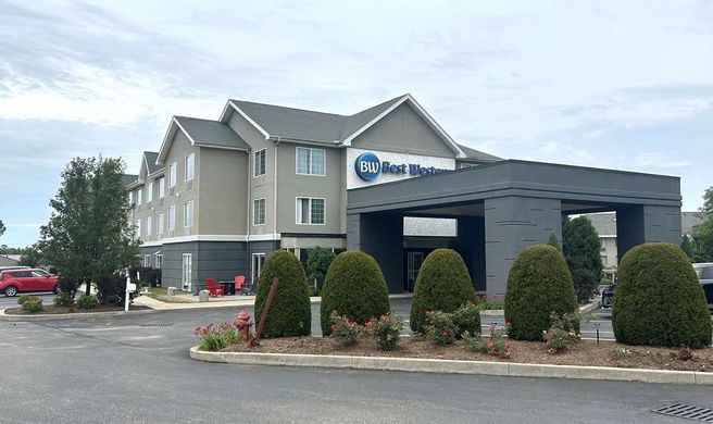 Best Western Erie Inn & Suites Exterior