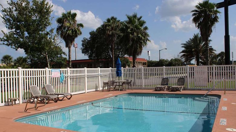 <b>Wingate by Wyndham Kings Bay Naval Base Pool</b>. Images powered by <a href="https://iceportal.shijigroup.com/" title="IcePortal" target="_blank">IcePortal</a>.