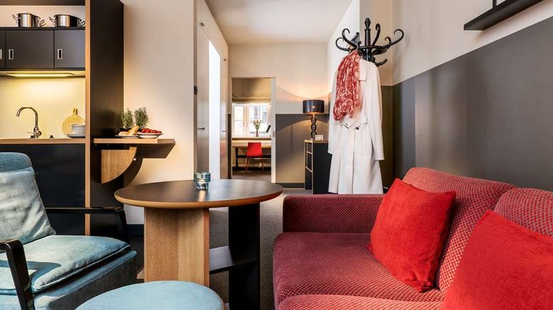 <b>Apartment 040 Suite</b>. Images powered by <a href="https://iceportal.shijigroup.com/" title="IcePortal" target="_blank">IcePortal</a>.
