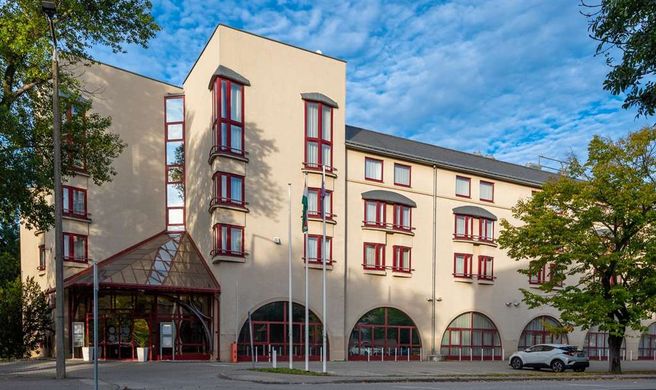 Castrum Hotel Exterior