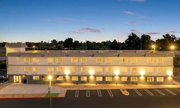 Spark by Hilton Modesto