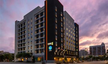 Tru by Hilton Downtown Convention