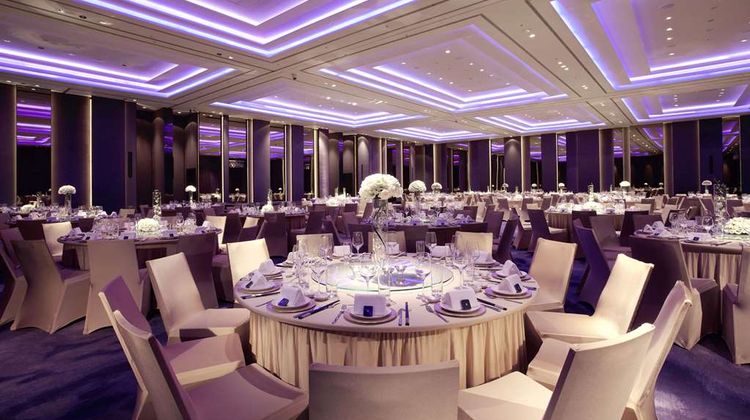 Humble House Taipei Curio Coll by Hilton Meeting