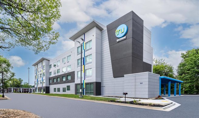 Tru By Hilton Commerce Exterior