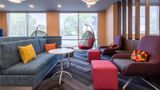 Tru By Hilton Commerce Lobby
