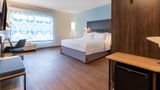 Tru By Hilton Commerce Room