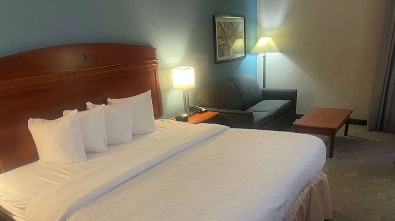 <b>Days Inn by Wyndham Englewood Dayton Apt Room</b>. Images powered by <a href="https://iceportal.shijigroup.com/" title="IcePortal" target="_blank">IcePortal</a>.