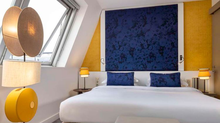 Hotel Etoile Maillot Suite