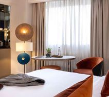 La Villa Maillot & Spa Room