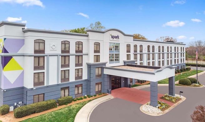 Spark by Hilton Charlotte Tyvola I-77 Exterior