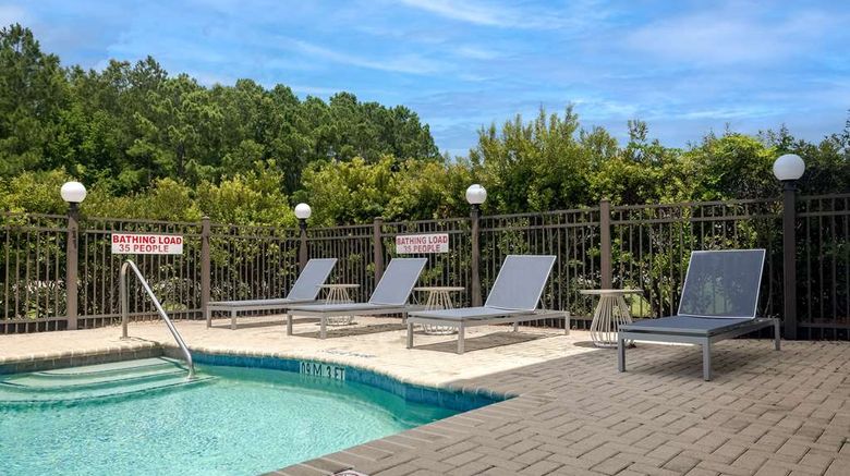 <b>Spark by Hilton Savannah Airport Pool</b>. Images powered by <a href="https://iceportal.shijigroup.com/" title="IcePortal" target="_blank">IcePortal</a>.